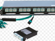 El Rol de les forats guiades a la Ferrule final de connectors MO