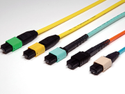 Connectors MPO: Mechanisme de l' alineació i les seves característiques únics dissenys