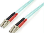 El cable òptic de fibre OM4 és adequat per a diferents scenaris de transmissions específiques, incloent però no limitats: